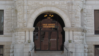 Juez de Missouri frena iniciativa sobre derecho al aborto 50